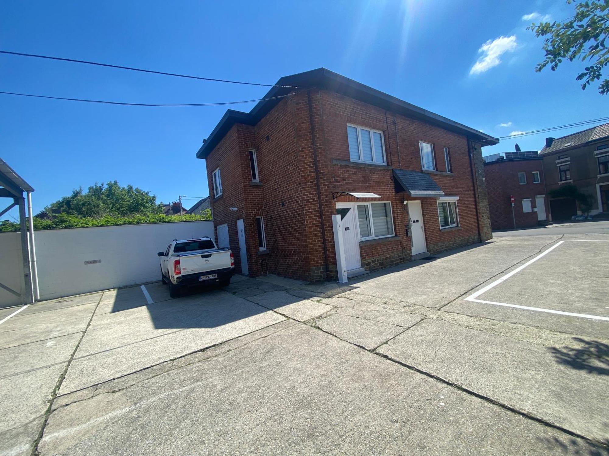 1-C Superbe Appartement Tres Calme Et Bien Decore Charleroi Exteriér fotografie